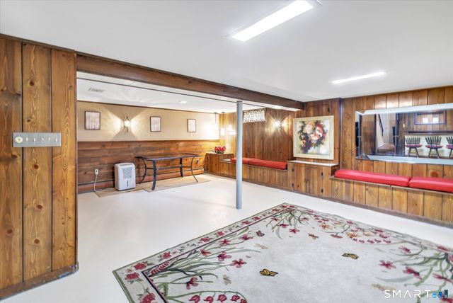 38 Cold Spring Circle, Shelton, CT 06484