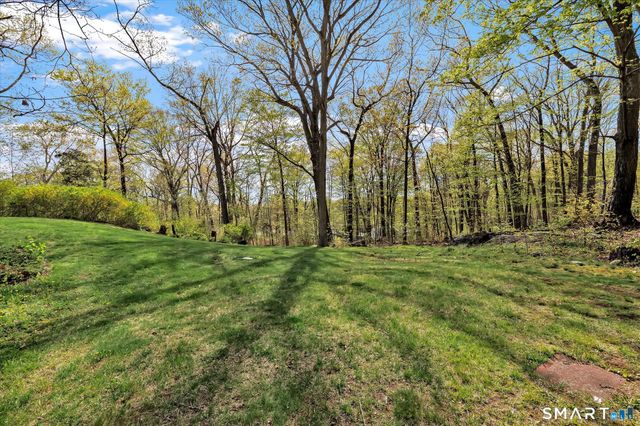 38 Cold Spring Circle, Shelton, CT 06484
