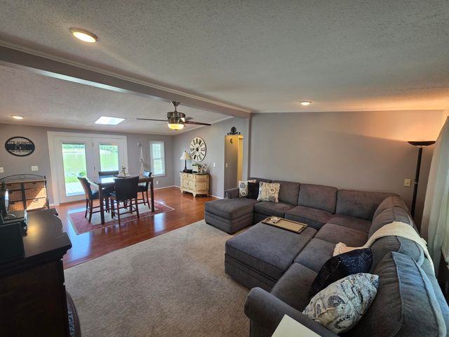 405 E High Street, Warsaw, KY 41095