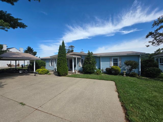 405 E High Street, Warsaw, KY 41095