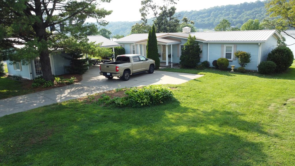 405 E High Street, Warsaw, KY 41095