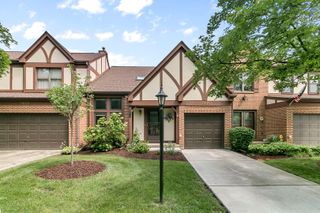 11016 Eaton Court, Westchester, IL 60154