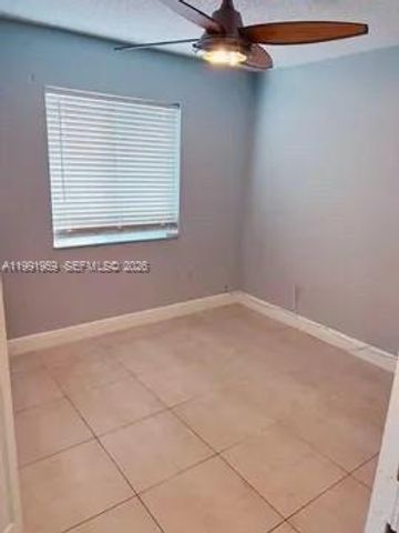 14218 SW 176th Ter, Miami, FL 33177