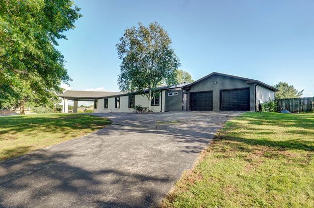 5021 S Farm Rd 137, Springfield, MO 65810