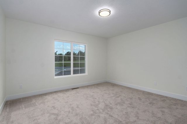 5021 S Farm Rd 137, Springfield, MO 65810