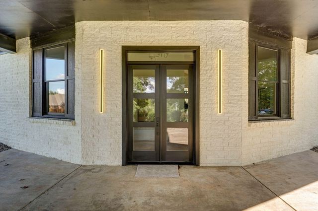 5021 S Farm Rd 137, Springfield, MO 65810