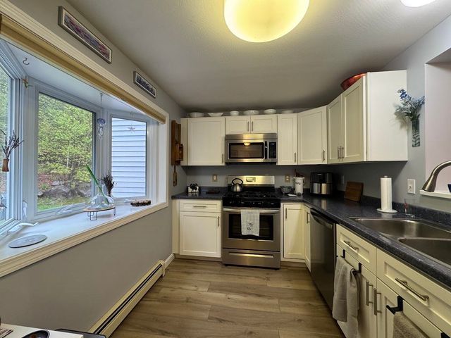 62 Collins Landing Rd Unit 50, Weare, NH 03281