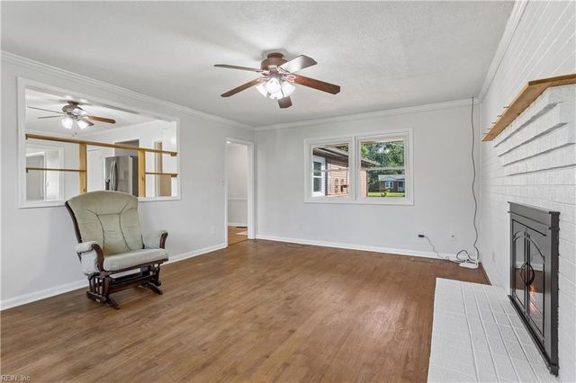 190 Salt Pond RD, Hampton, VA 23664