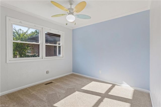 190 Salt Pond RD, Hampton, VA 23664