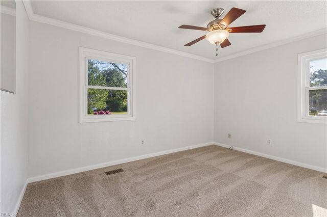 190 Salt Pond RD, Hampton, VA 23664