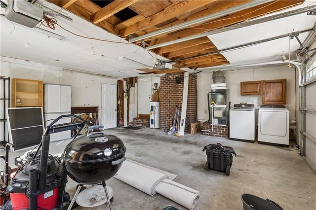 190 Salt Pond RD, Hampton, VA 23664