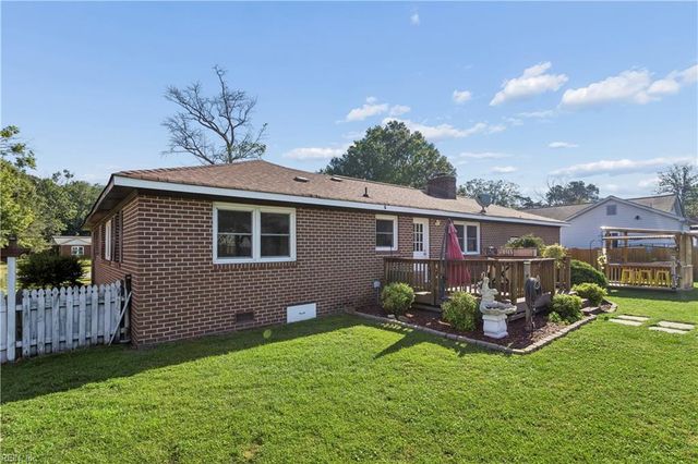 190 Salt Pond RD, Hampton, VA 23664