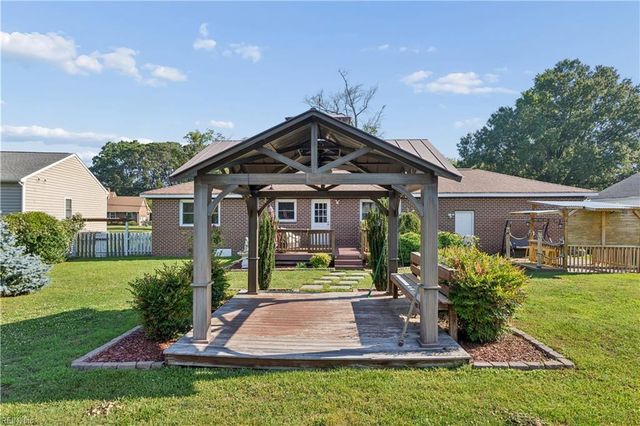 190 Salt Pond RD, Hampton, VA 23664