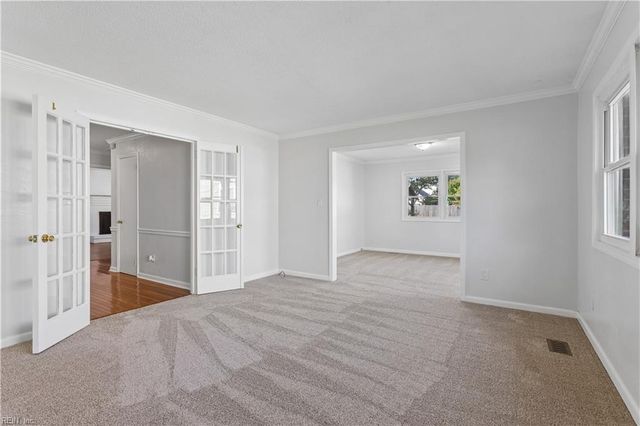 190 Salt Pond RD, Hampton, VA 23664