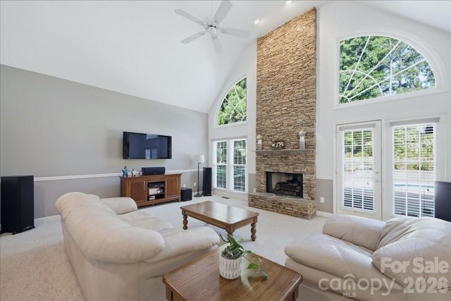 3425 Savannah Hills Drive, Matthews, NC 28105