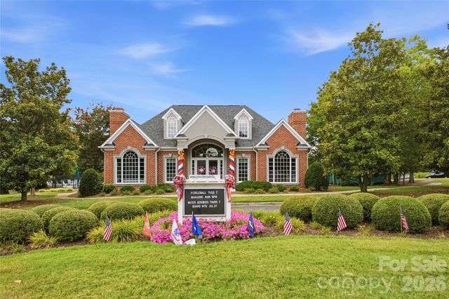 3425 Savannah Hills Drive, Matthews, NC 28105