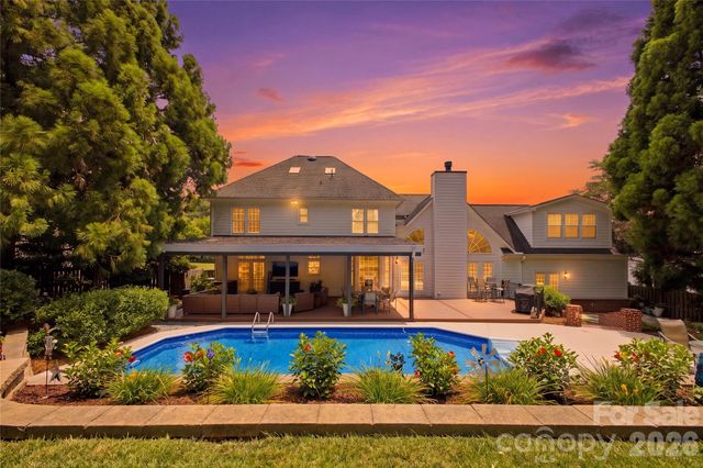 3425 Savannah Hills Drive, Matthews, NC 28105