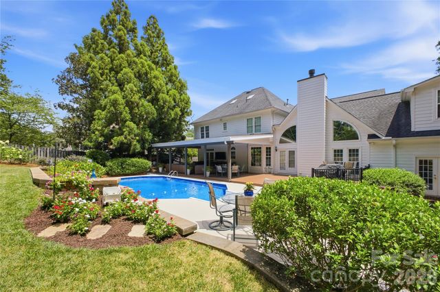 3425 Savannah Hills Drive, Matthews, NC 28105