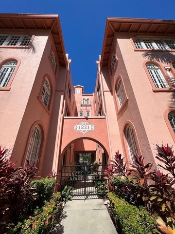 1221 N PALM AVENUE 204, Sarasota, FL 34236