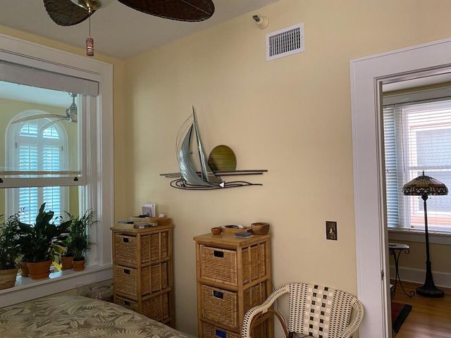 1221 N PALM AVENUE 204, Sarasota, FL 34236