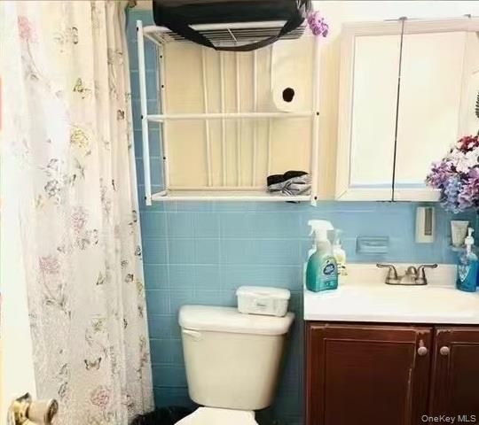 4588 161st Street, Flushing, NY 11358
