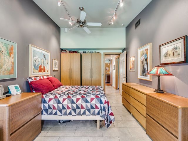 299 Shadow Lakes Drive, Whitesboro, TX 76273