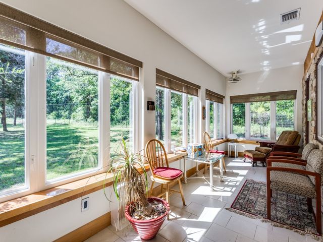 299 Shadow Lakes Drive, Whitesboro, TX 76273