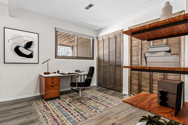 6844 Buckingham Court, Woodbury, MN 55125