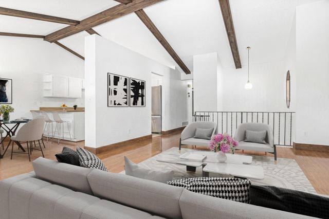 6844 Buckingham Court, Woodbury, MN 55125