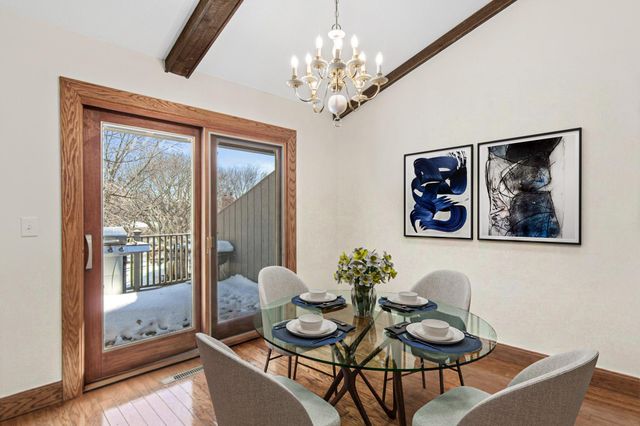 6844 Buckingham Court, Woodbury, MN 55125