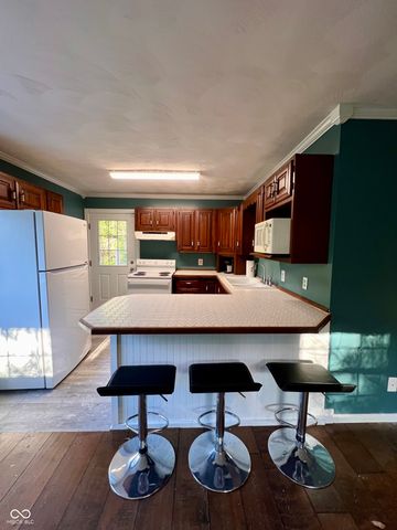 8070 N Private road 400 W, Brazil, IN 47834