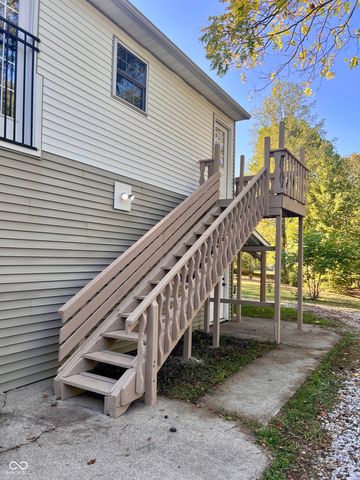 8070 N Private road 400 W, Brazil, IN 47834