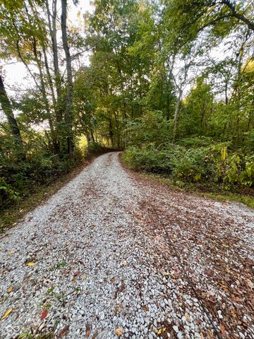 8070 N Private road 400 W, Brazil, IN 47834