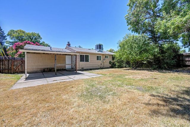 6305 Templeton Dr, Carmichael, CA 95608