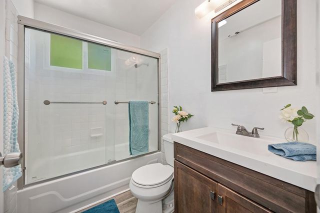 6305 Templeton Dr, Carmichael, CA 95608