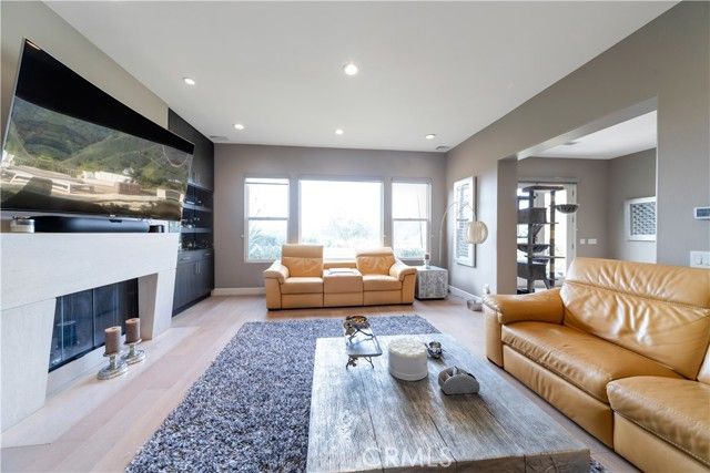 3339 Paseo Del Sol, Calabasas, CA 91302