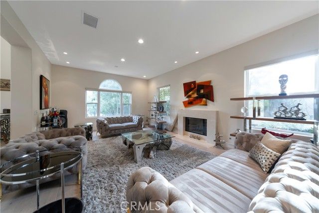 3339 Paseo Del Sol, Calabasas, CA 91302