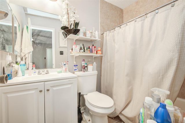 7222 Londres Drive, Houston, TX 77083