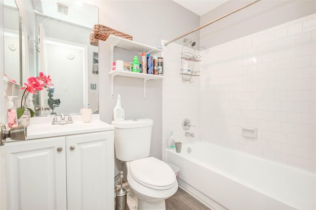 7222 Londres Drive, Houston, TX 77083