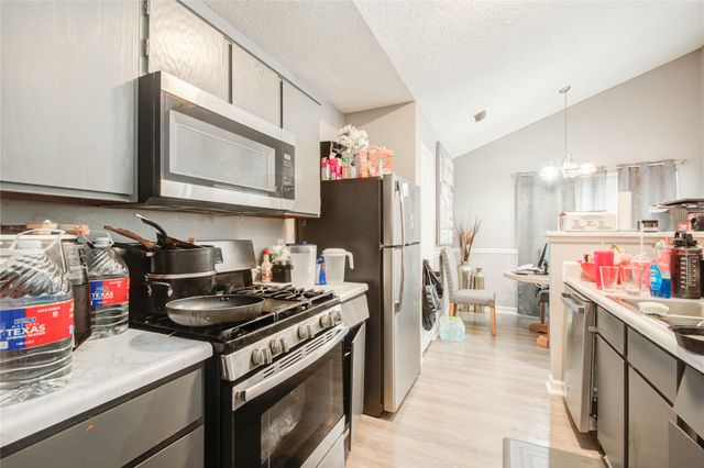 7222 Londres Drive, Houston, TX 77083