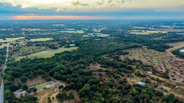 2901 Harwell Lake Road, Weatherford, TX 76088