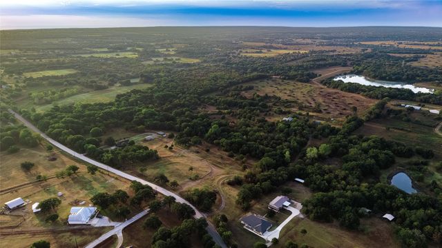 2901 Harwell Lake Road, Weatherford, TX 76088