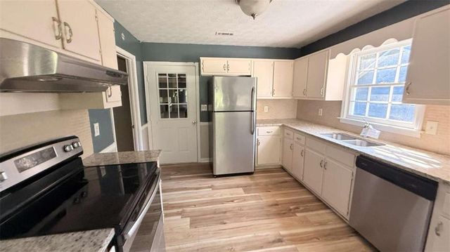 55 Oak Crest Court, Covington, GA 30016
