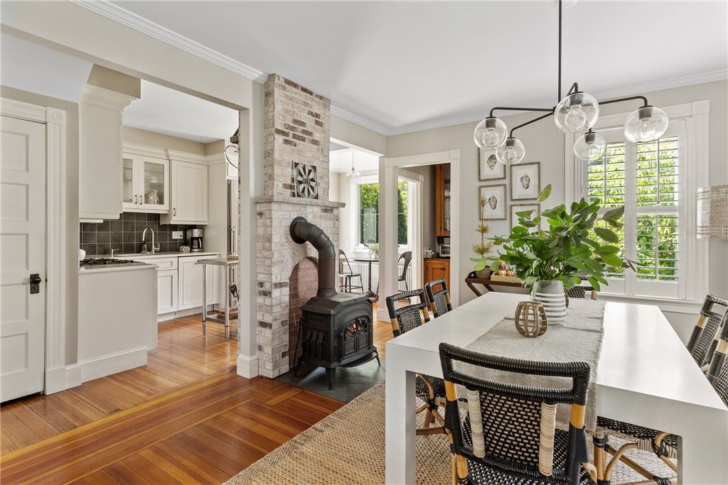 21 John Street, Newport, RI 02840