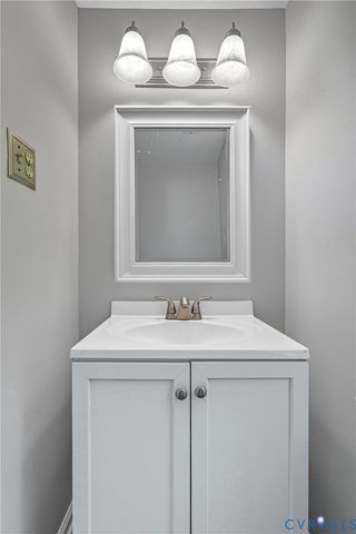 4902 Court Ridge Ter, Midlothian, VA 23112