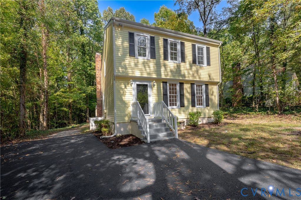 4902 Court Ridge Ter, Midlothian, VA 23112