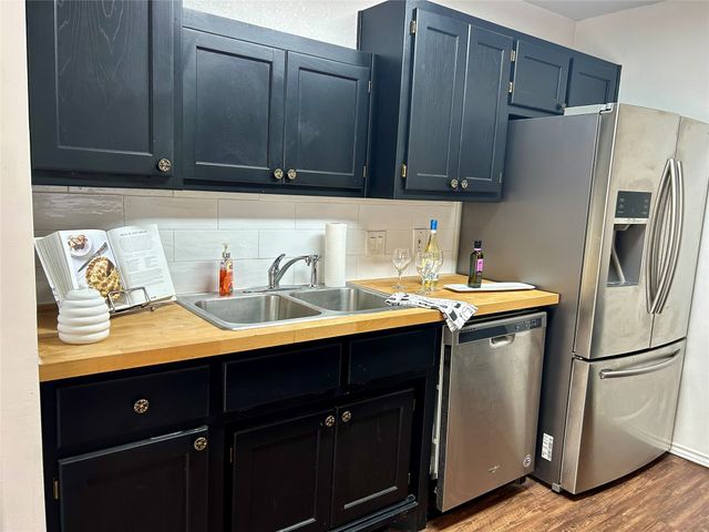 128 Black Forest Drive, Weatherford, TX 76086