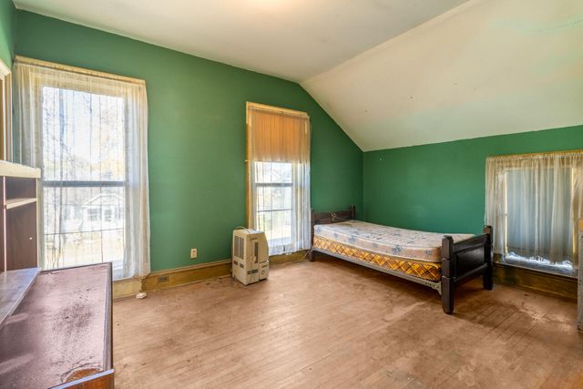 813 6TH Avenue, Council Bluffs, IA 51501