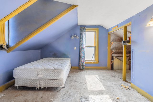 813 6TH Avenue, Council Bluffs, IA 51501