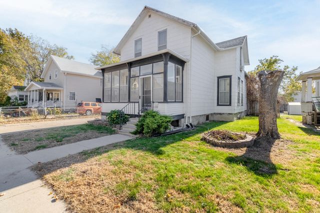 813 6TH Avenue, Council Bluffs, IA 51501